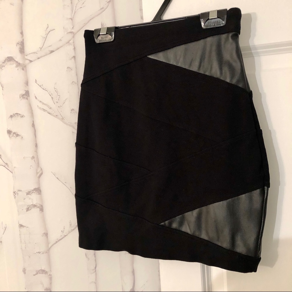 Aritzia Talula Bandage Faux Leather Pencil Skirt
